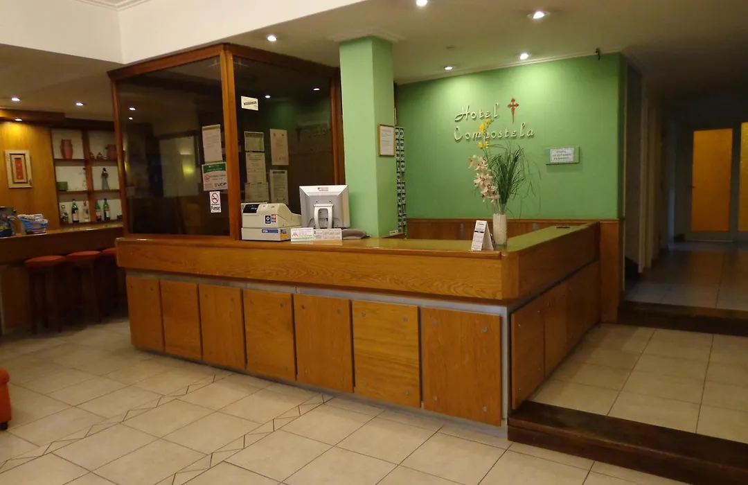 Hotel Compostela-1